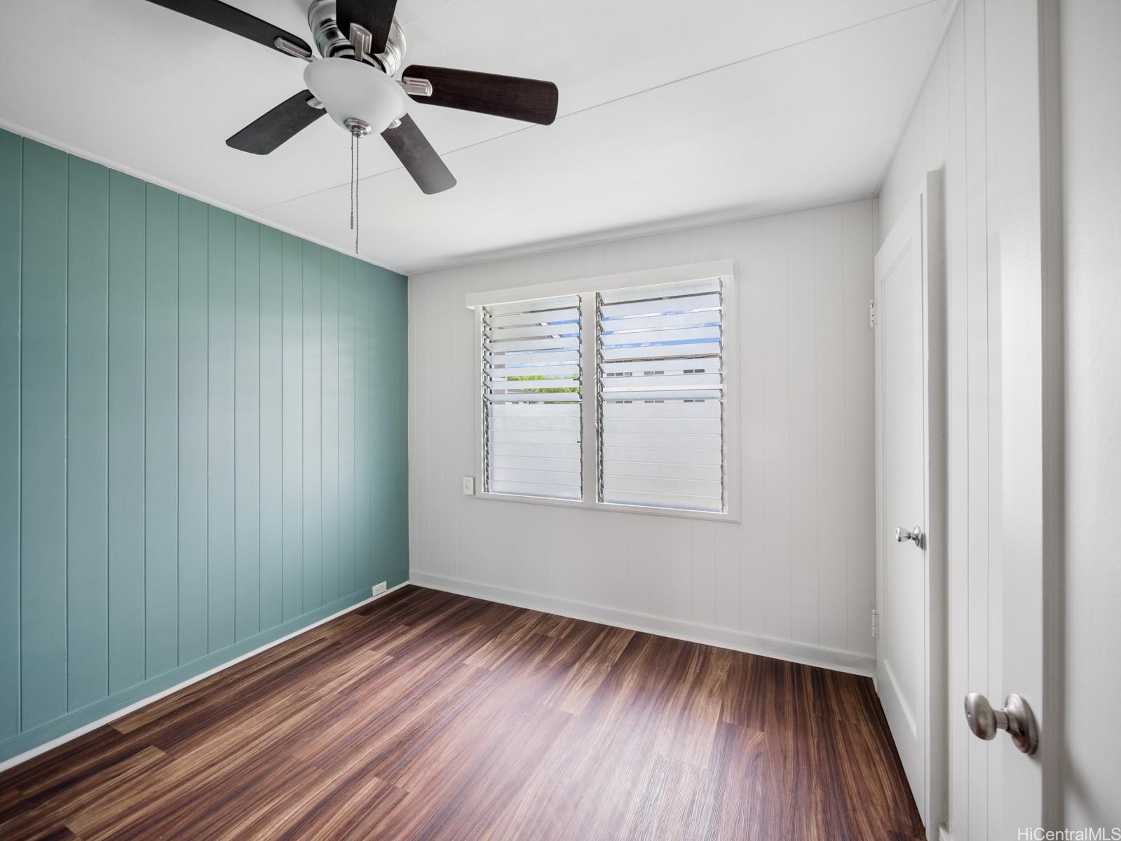 45-510 Pahia Road Kaneohe, HI 96744 - Photo 10 of 24 wooden floor in an empty room with a window