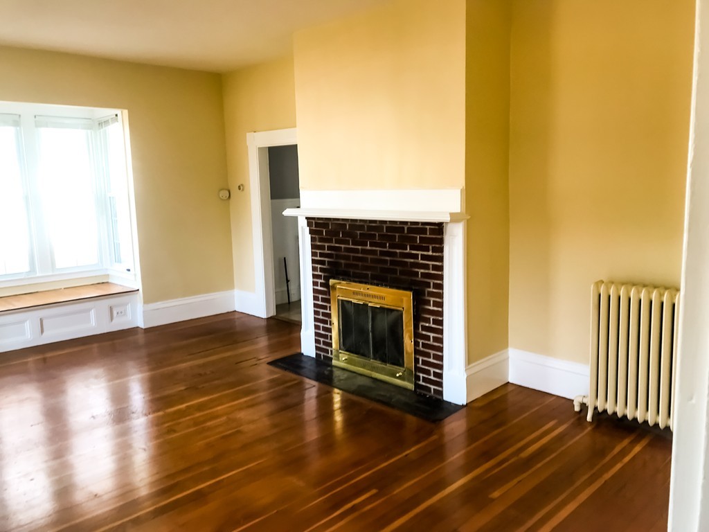 15 Hillcrest Road Milton, MA 02186 - Photo 7 of 17 Gallery Image 7