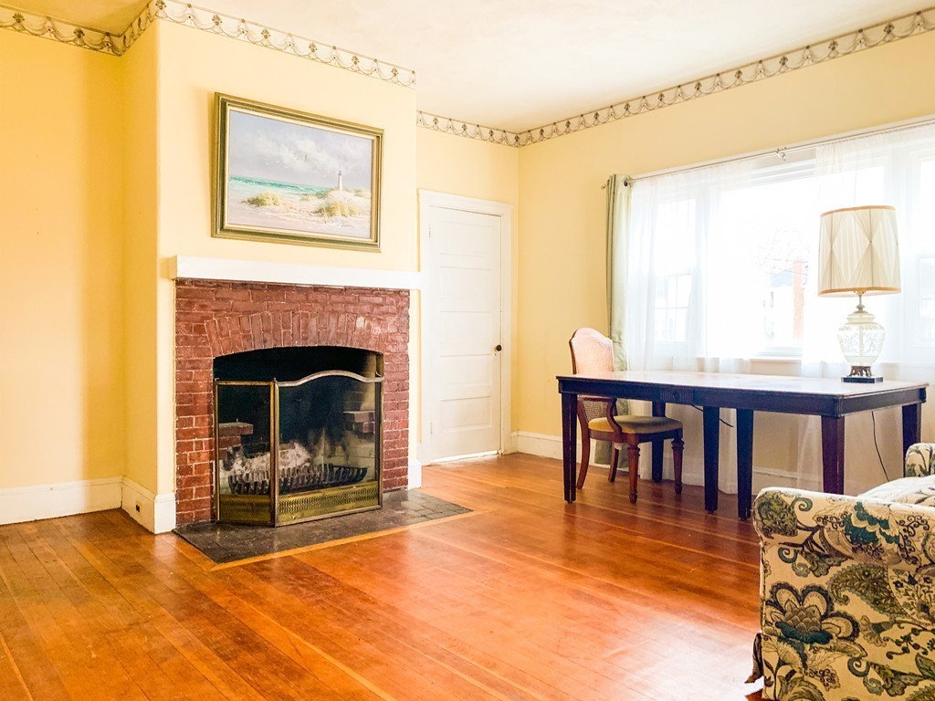 15 Hillcrest Road Milton, MA 02186 - Photo 8 of 17 Gallery Image 8