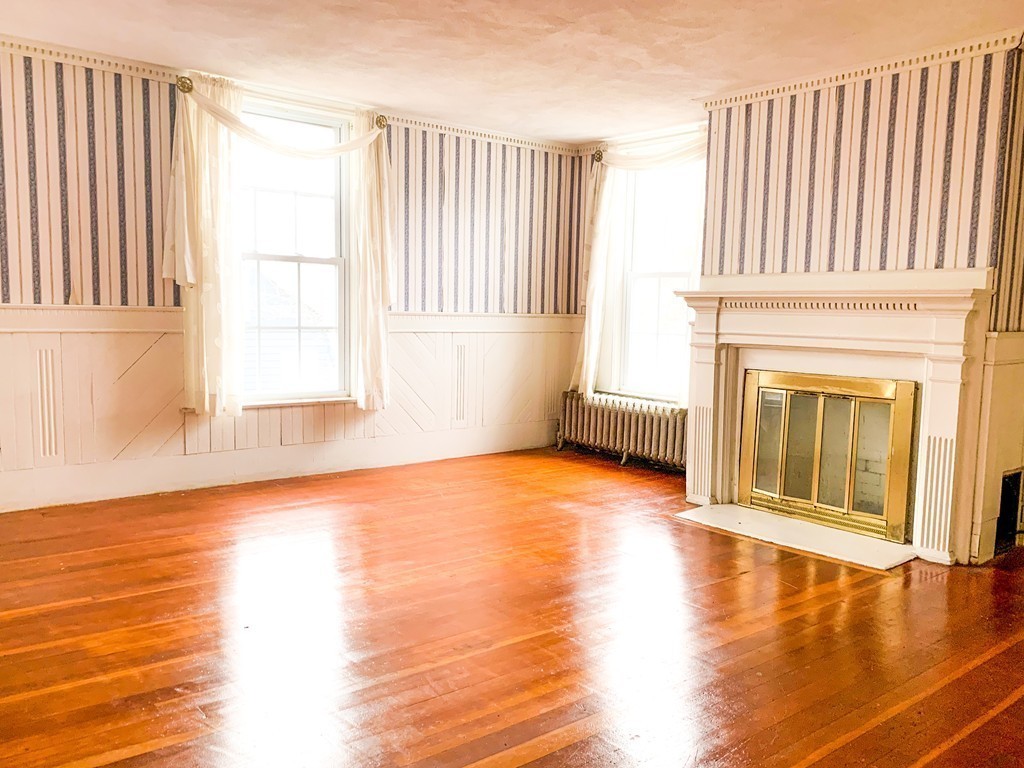15 Hillcrest Road Milton, MA 02186 - Photo 9 of 17 Gallery Image 9