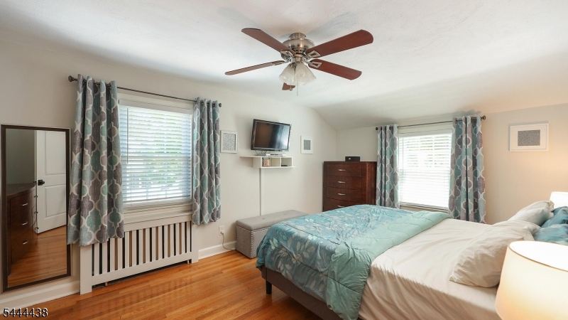 2263 Hill Road Scotch Plains, NJ 07076 - Photo 24 of 50