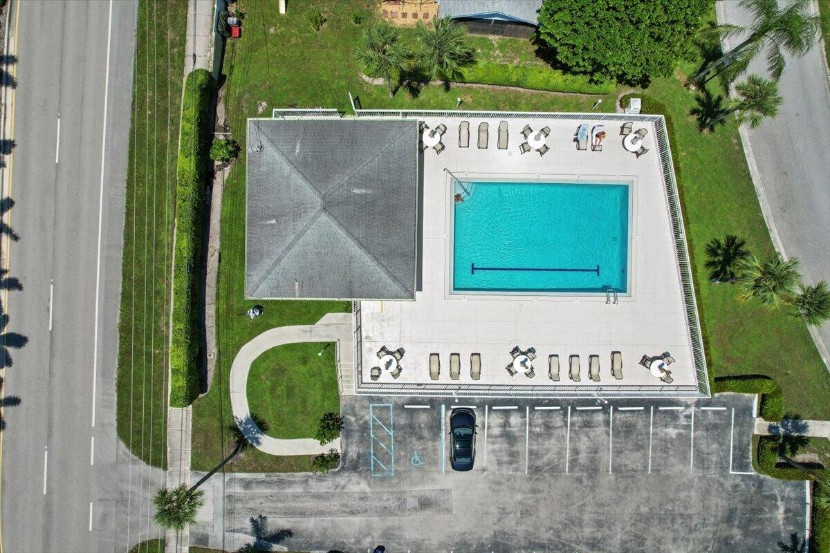 196 Raintree Trail Jupiter, FL 33458 - Photo 36 of 39 Indian Creek Private Pool