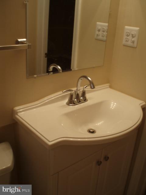 1559 19th Street North, Unit 3 Arlington, VA 22209 - Photo 6 of 17