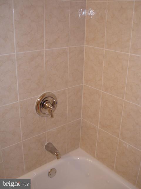 1559 19th Street North, Unit 3 Arlington, VA 22209 - Photo 8 of 17