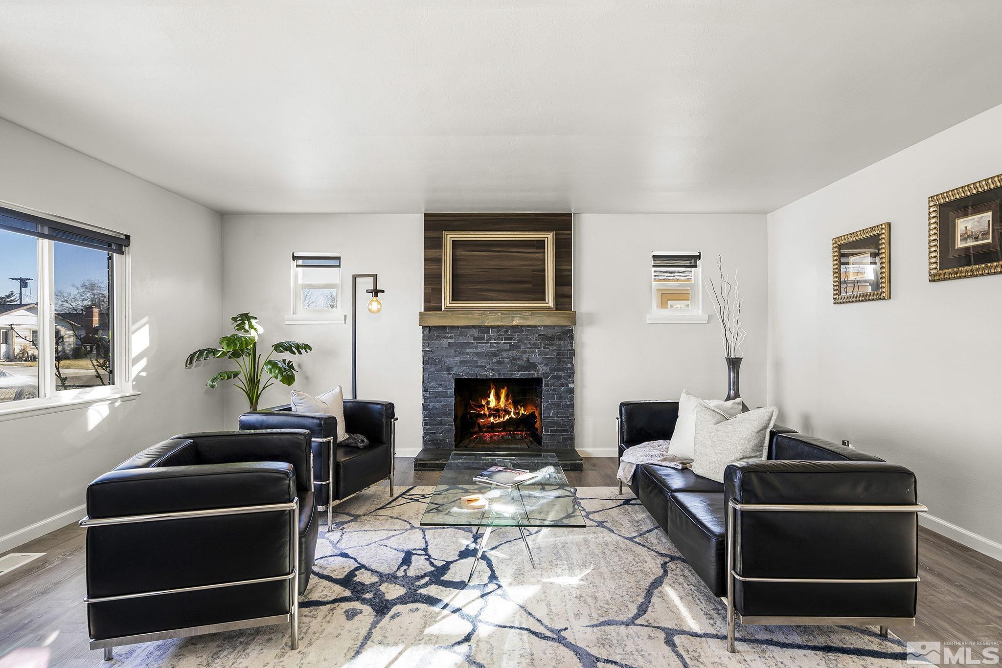 1465 Radcliffe Drive Reno, NV 89502 - Photo 4 of 14 Photo 4