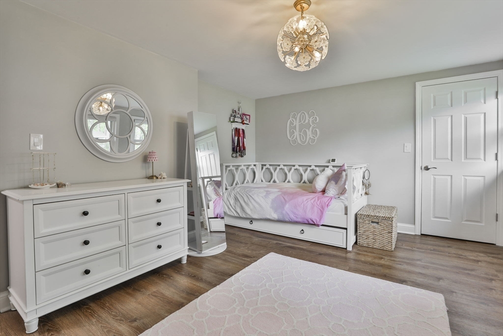 11 Gerry Road Lynnfield, MA 01940 - Photo 22 of 39 Gallery Image 22