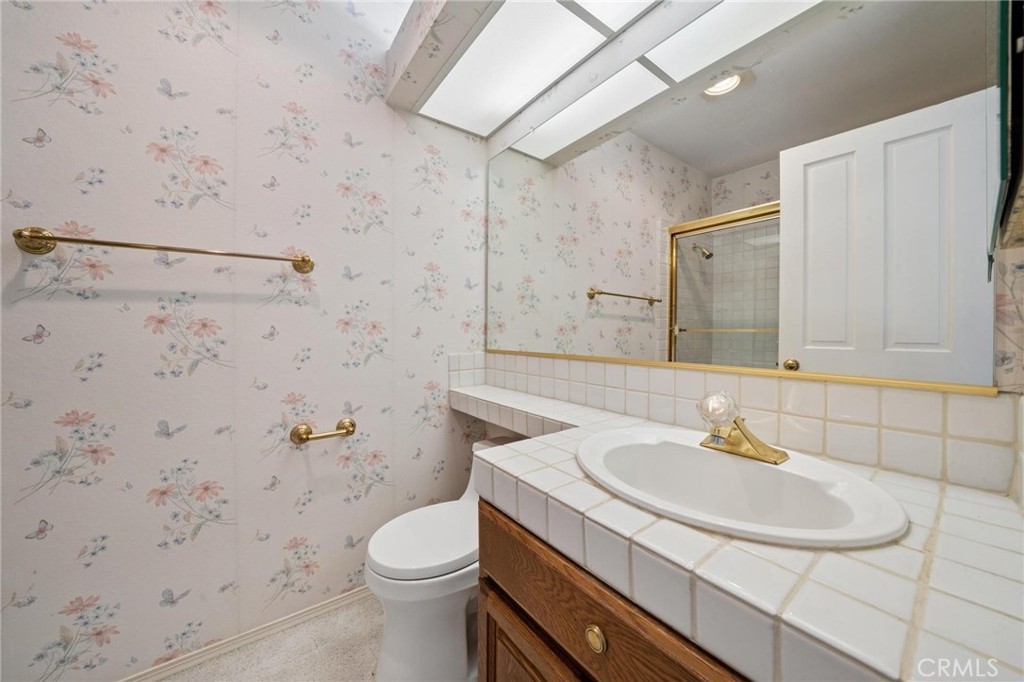 26072 Charing Cross Road Valencia, CA 91355 - Photo 98 of 105