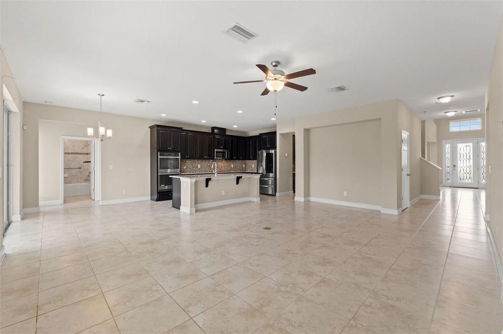 18696 Malinche Loop Spring Hill, FL 34610 - Photo 9 of 67