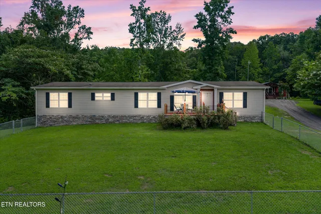 $549,900 | 2029-2025 Shiloh Road, Decatur, TN 37322