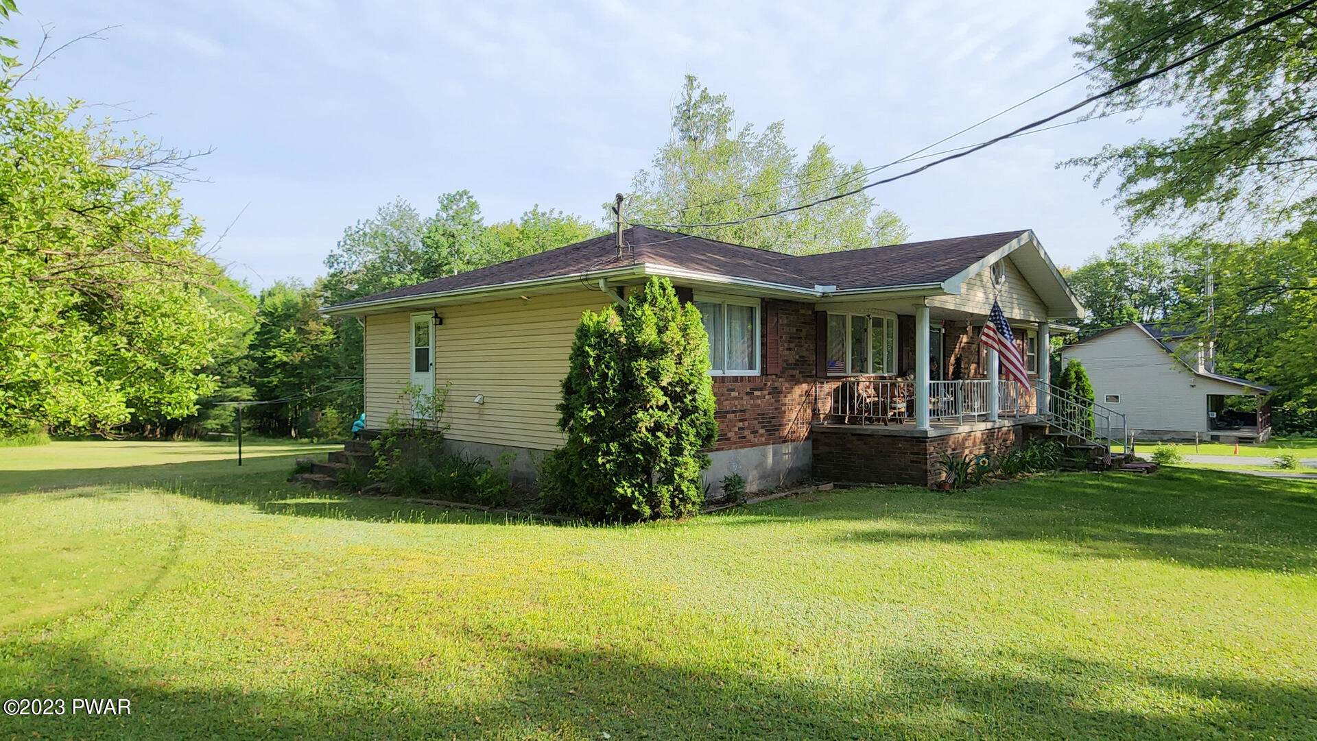 720 Cortez Road Lake Ariel, PA 18436 - Photo 3 of 44
