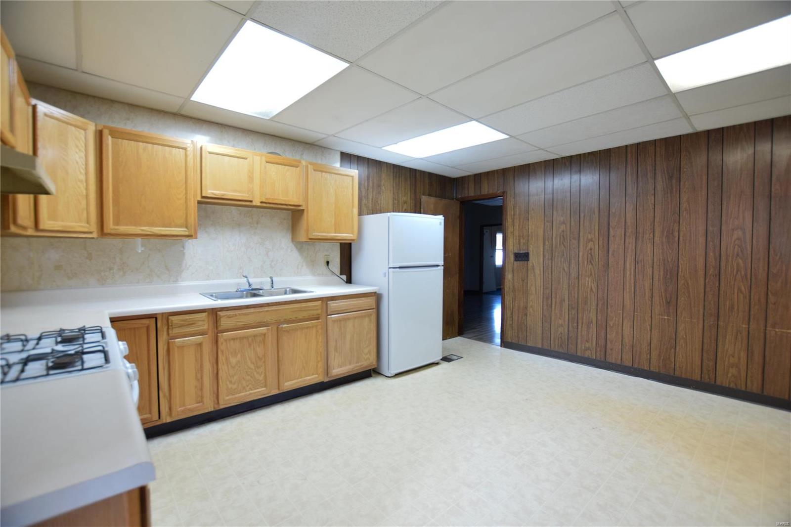 265 North Main Street Waterloo, IL 62298 - Photo 11 of 27 Gallery Image 11