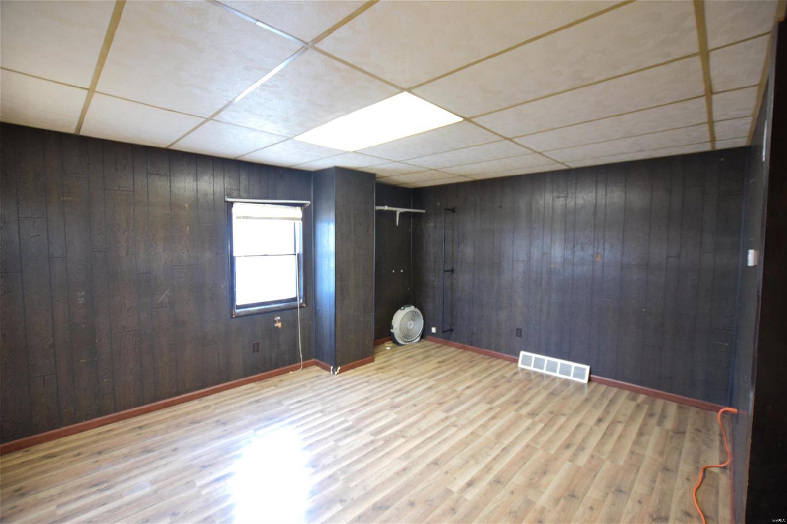 265 North Main Street Waterloo, IL 62298 - Photo 16 of 27 Gallery Image 16