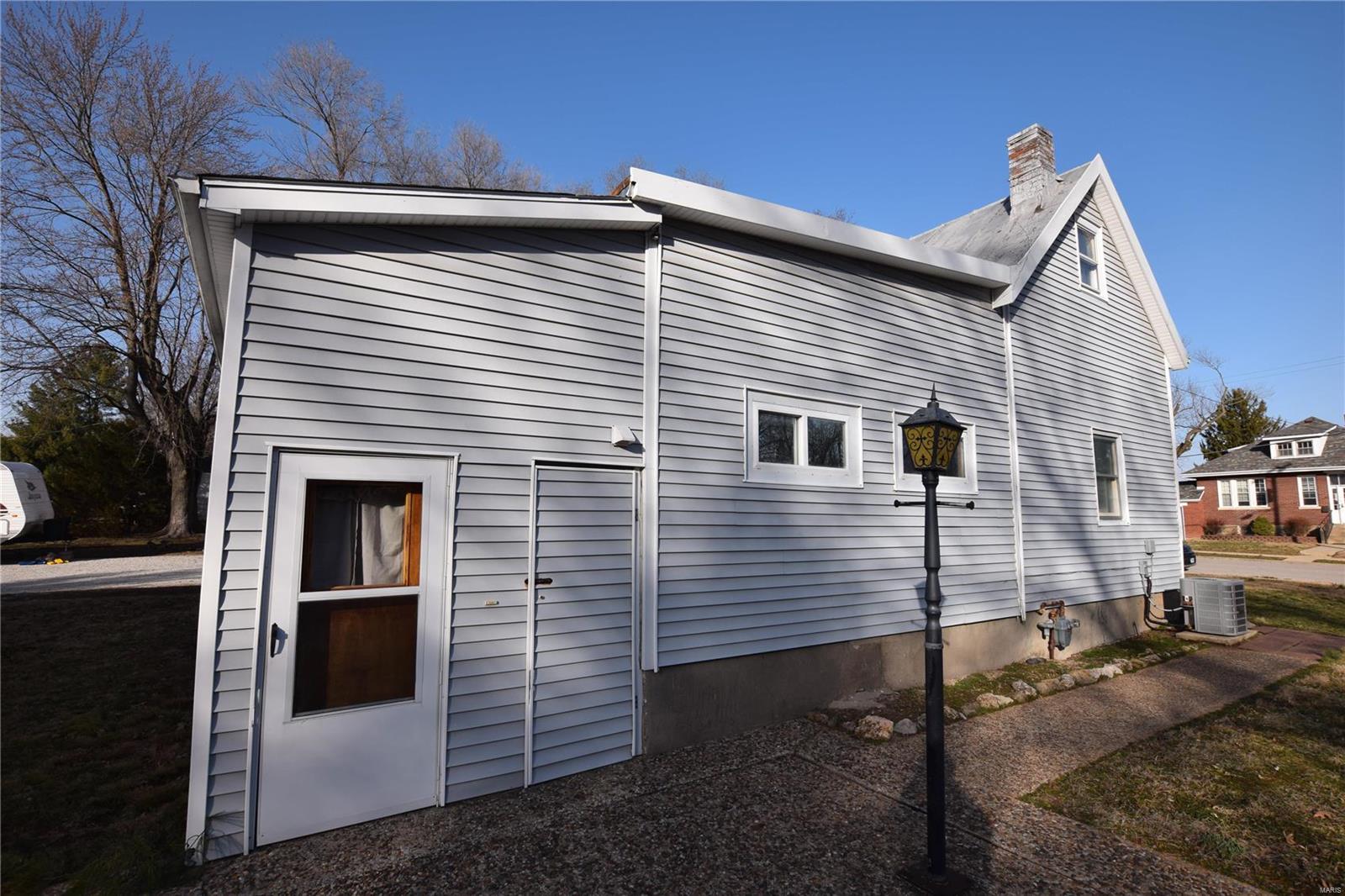 265 North Main Street Waterloo, IL 62298 - Photo 25 of 27 Gallery Image 25