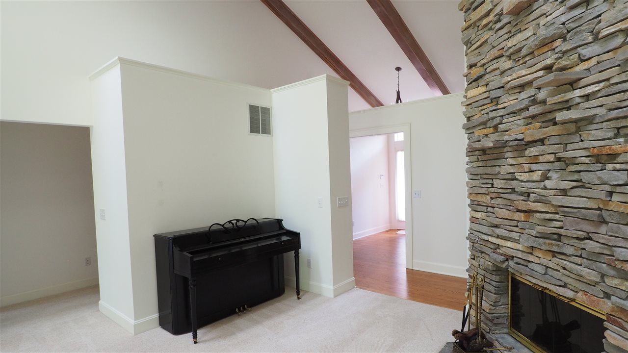 7330 Inverness Cmns Fort Wayne, IN 46804 - Photo 10 of 34 Gallery Image 10