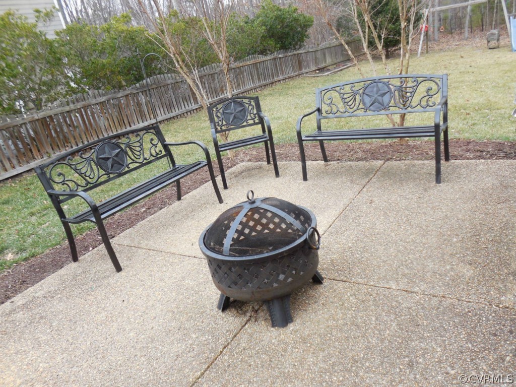 13213 Tipple Point Road Midlothian, VA 23114 - Photo 23 of 24 a view of outdoor space with outdoor seating