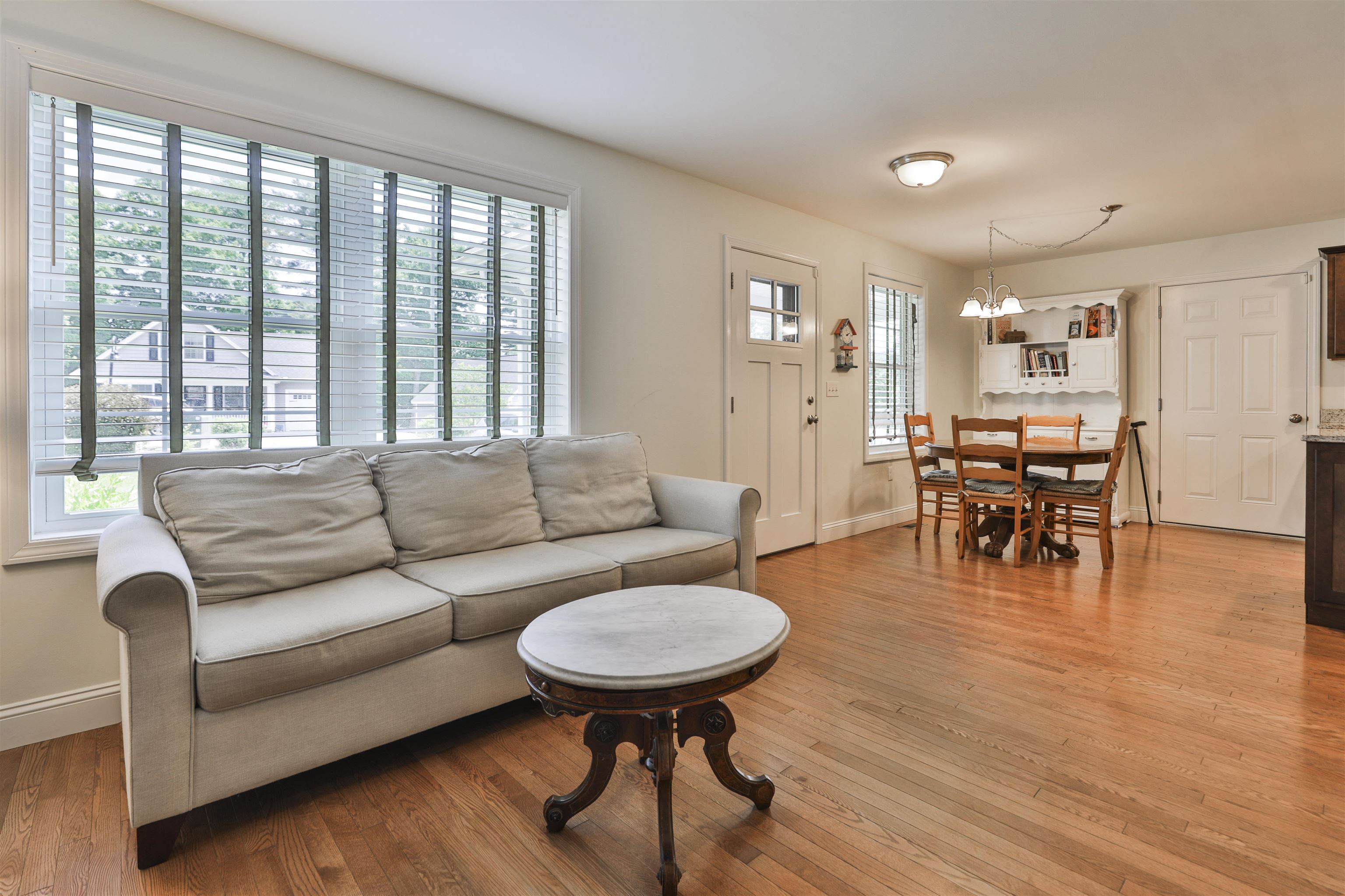 8 Cedar Way, Unit B Goffstown, NH 03045 - Photo 14 of 35