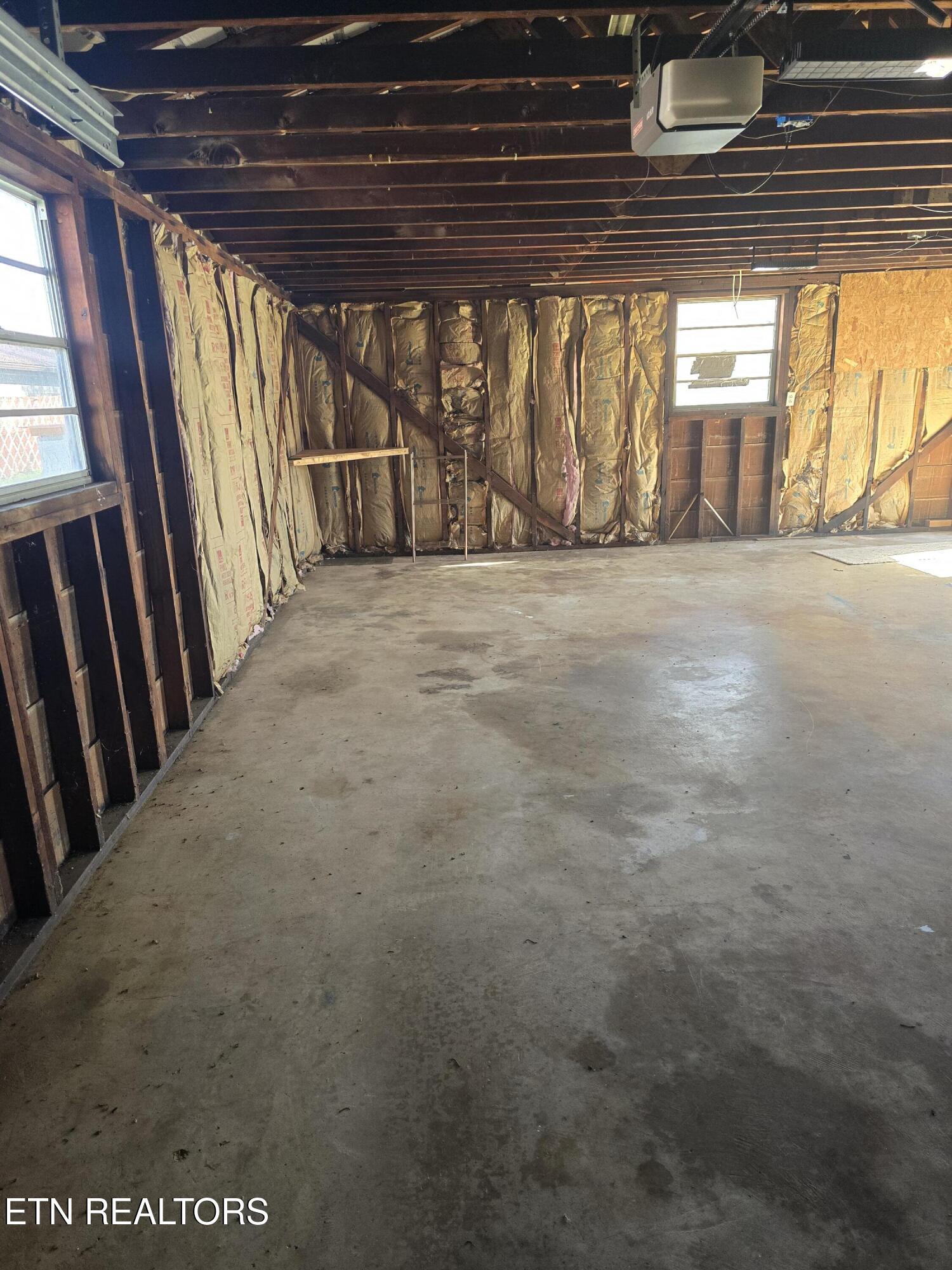 1926 Princeton Road Maryville, TN 37801 - Photo 4 of 13 looking front to rear of garage