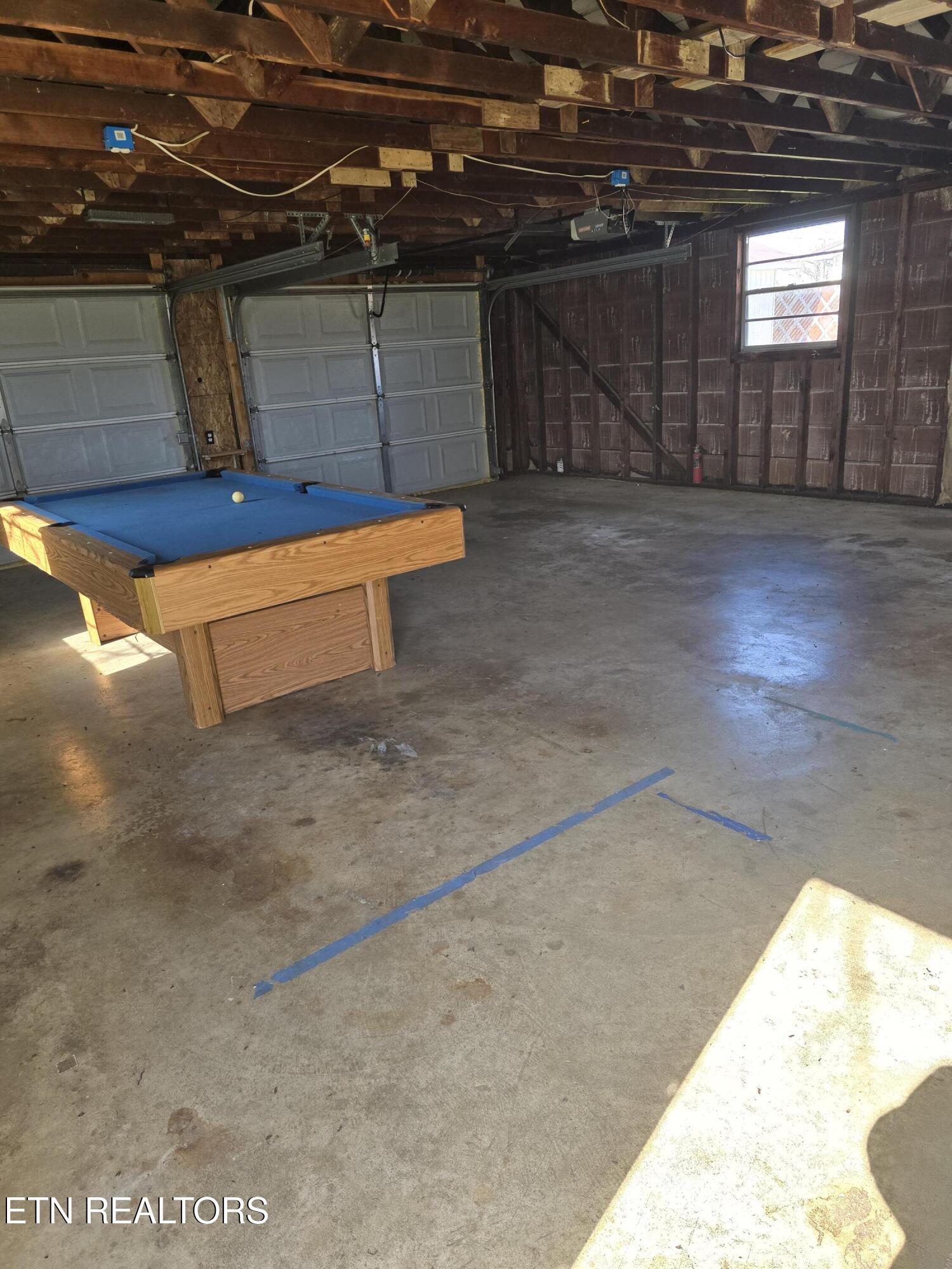 1926 Princeton Road Maryville, TN 37801 - Photo 8 of 13 side view