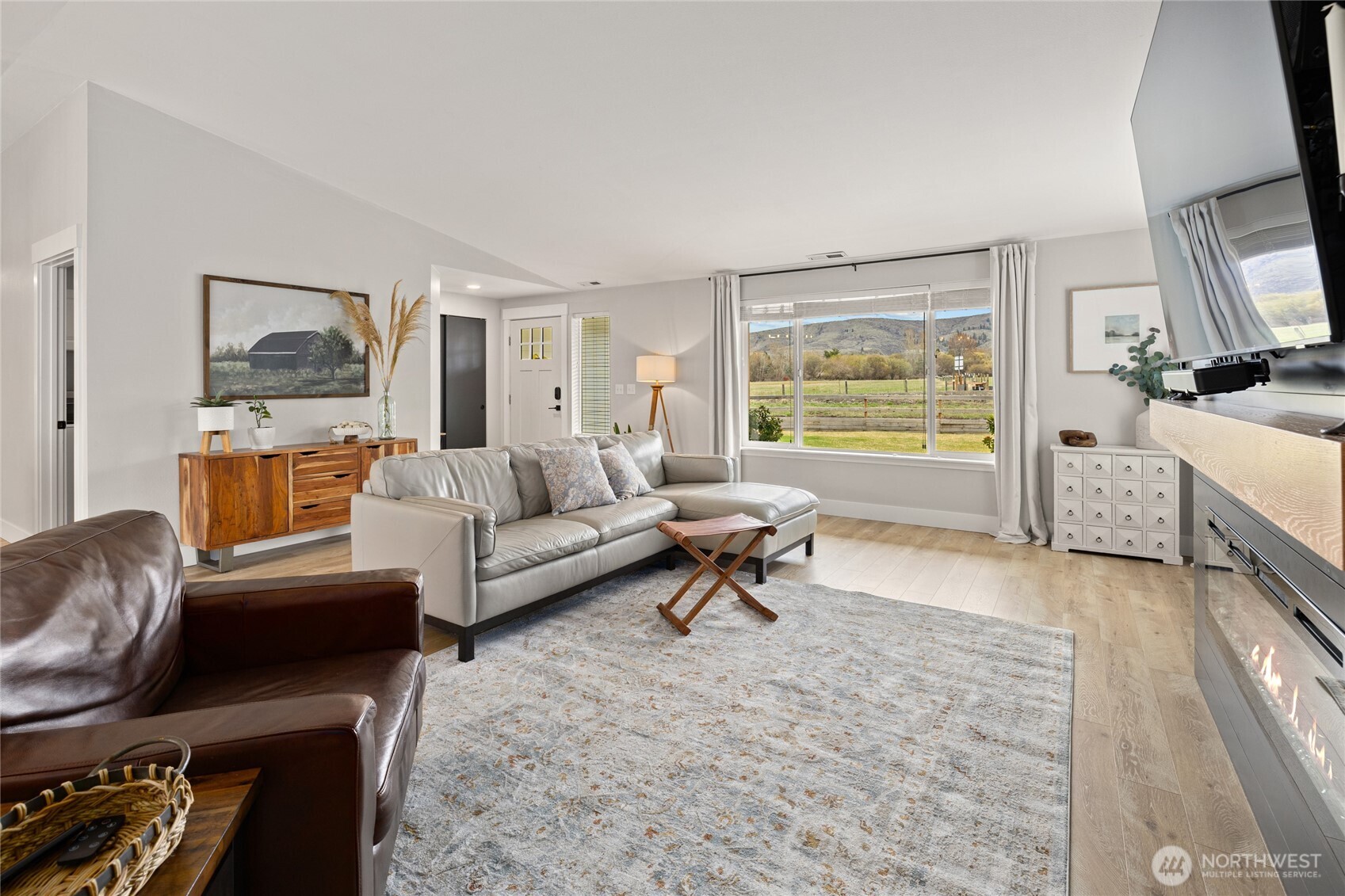 5331 Hanson Road Ellensburg, WA 98926 - Photo 6 of 40 Gallery Image 6