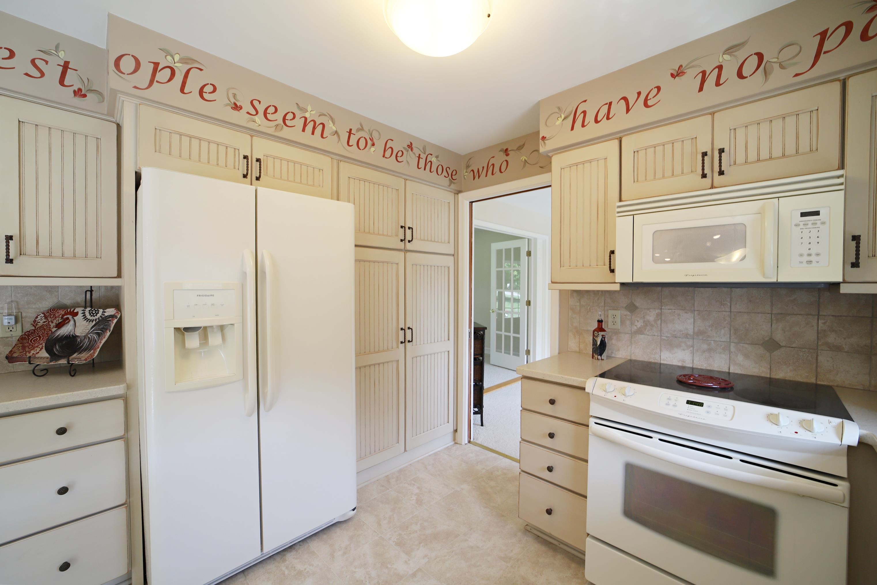 6140 North Seymour Road Flushing, MI 48433 - Photo 13 of 38 50115951-12.JPG