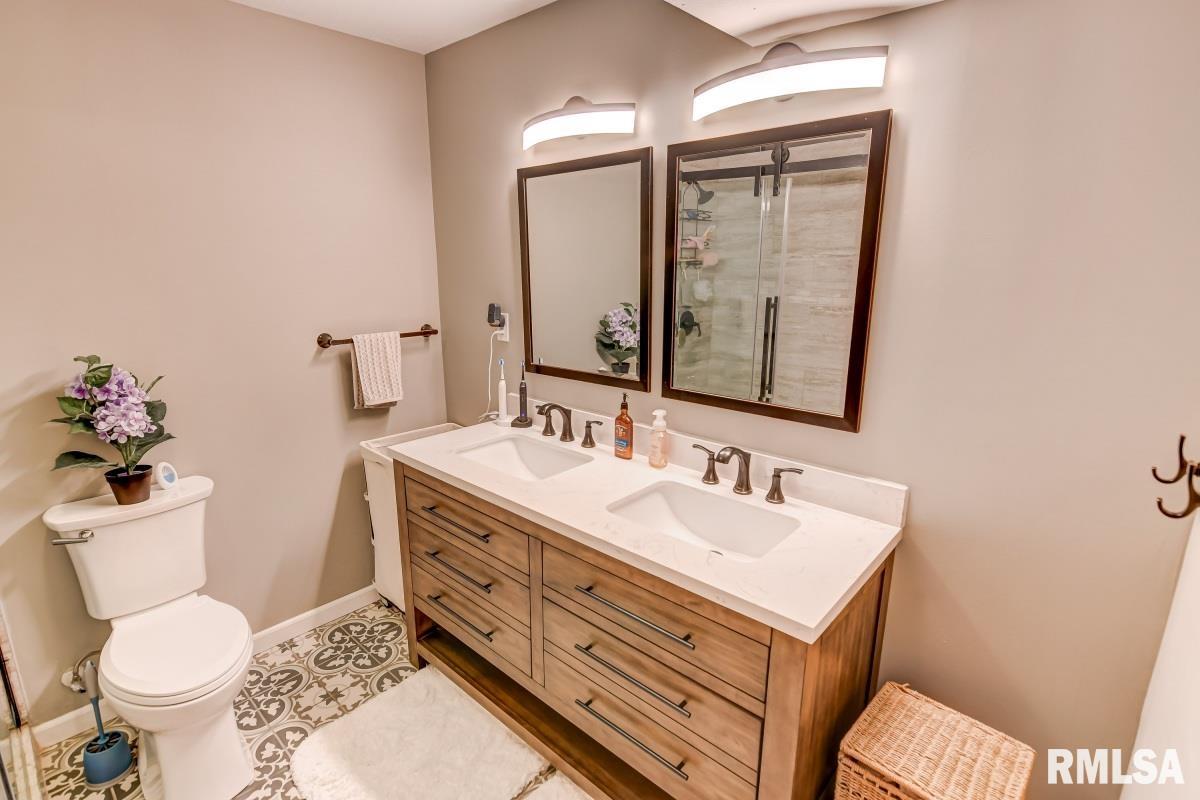 2919 11 Meadowbrook Road, Unit 11 Springfield, IL 62711 - Photo 14 of 25