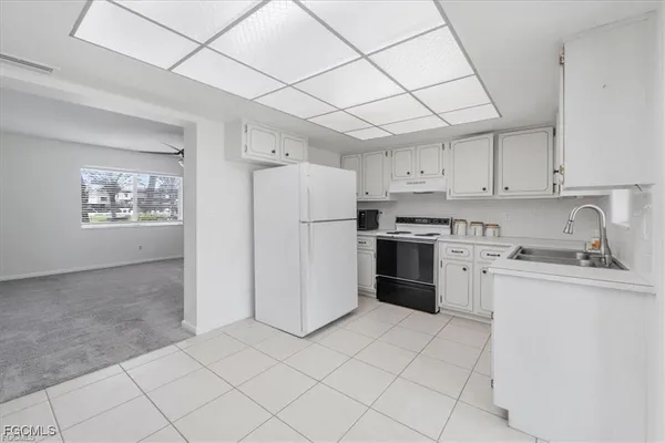 $1,049 | 339 Joel Boulevard, Unit 121, Lehigh Acres, FL 33936