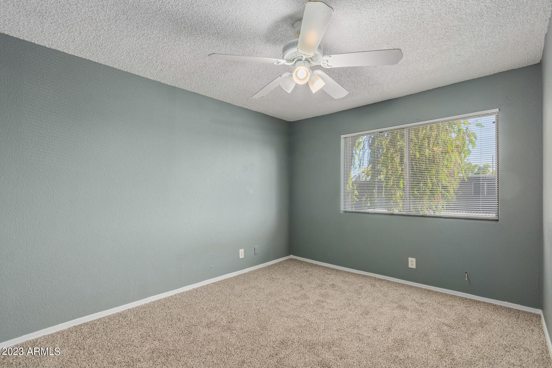 424 West Brown Road, Unit 212 Mesa, AZ 85201 - Photo 16 of 32 16 - Brown