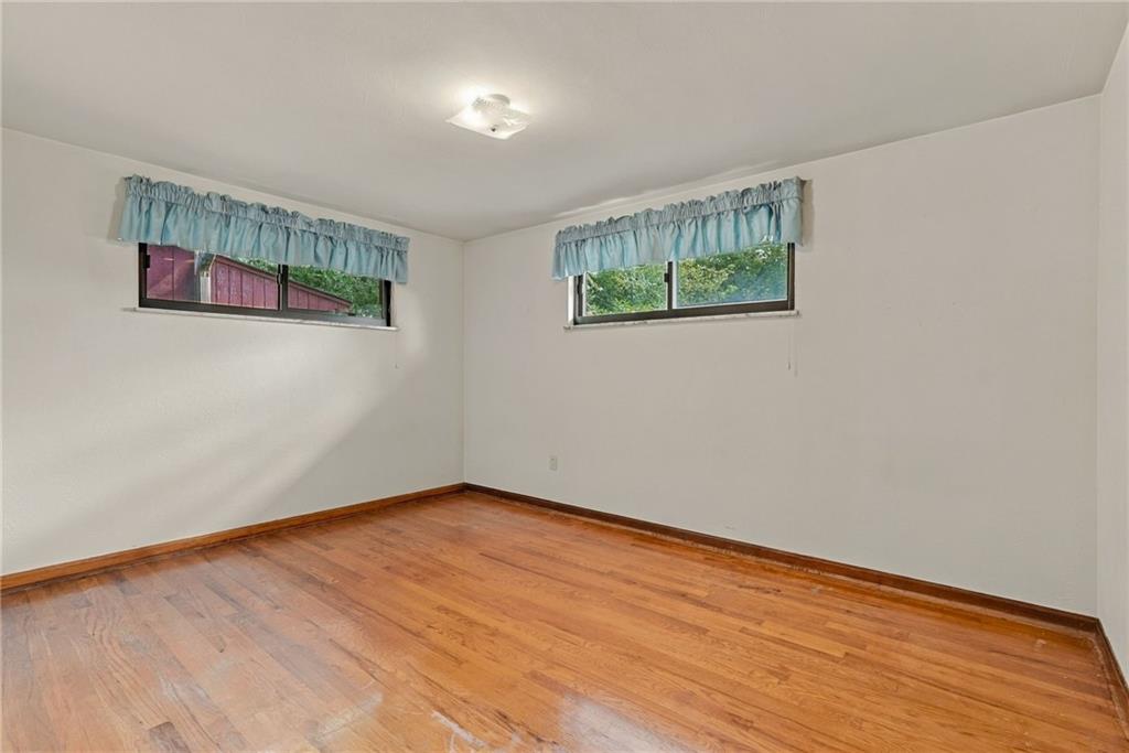 2485 Greentree Road Carnegie, PA 15106 - Photo 26 of 50 Gallery Image 26