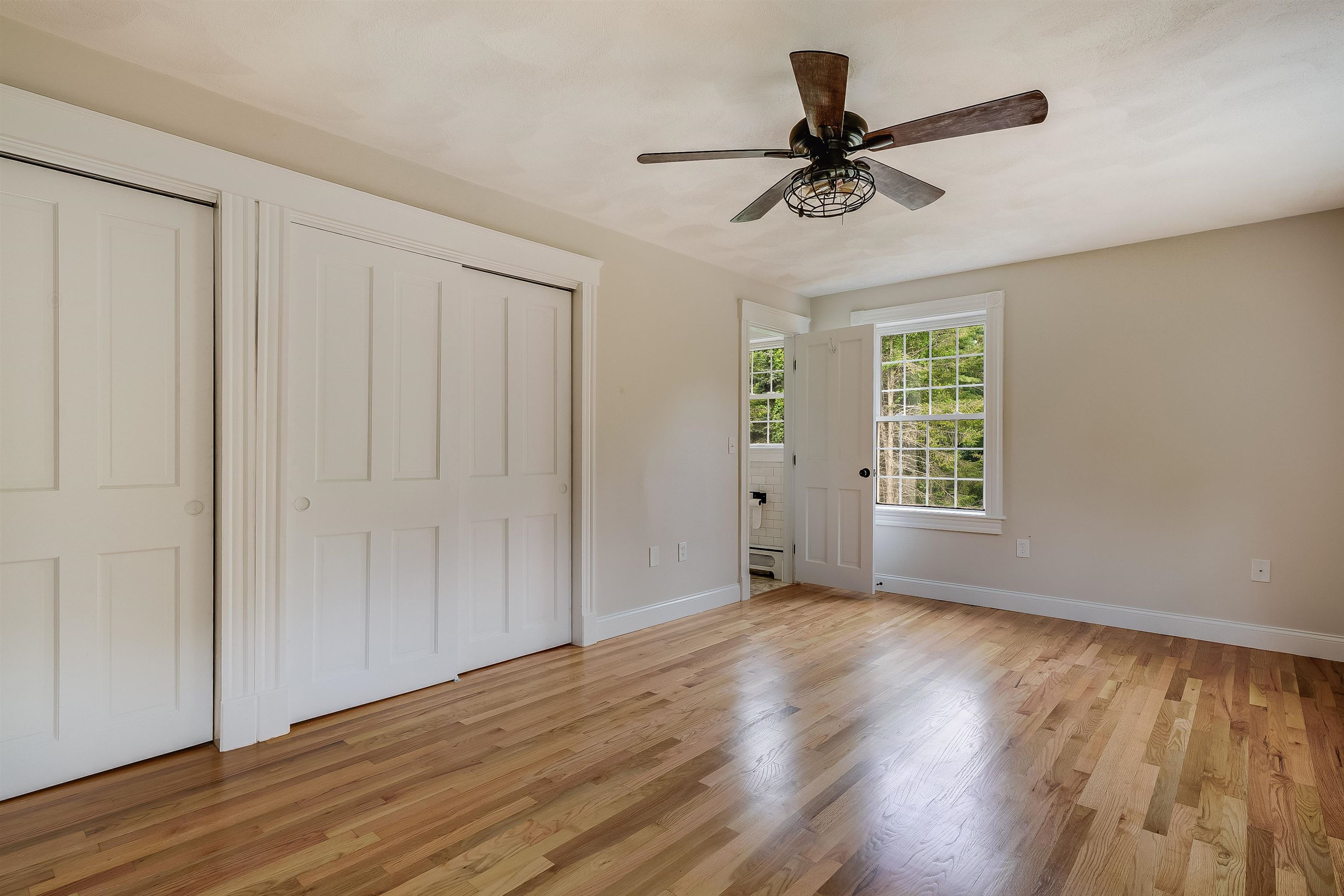 198 Main Street Sandown, NH 03873 - Photo 11 of 49