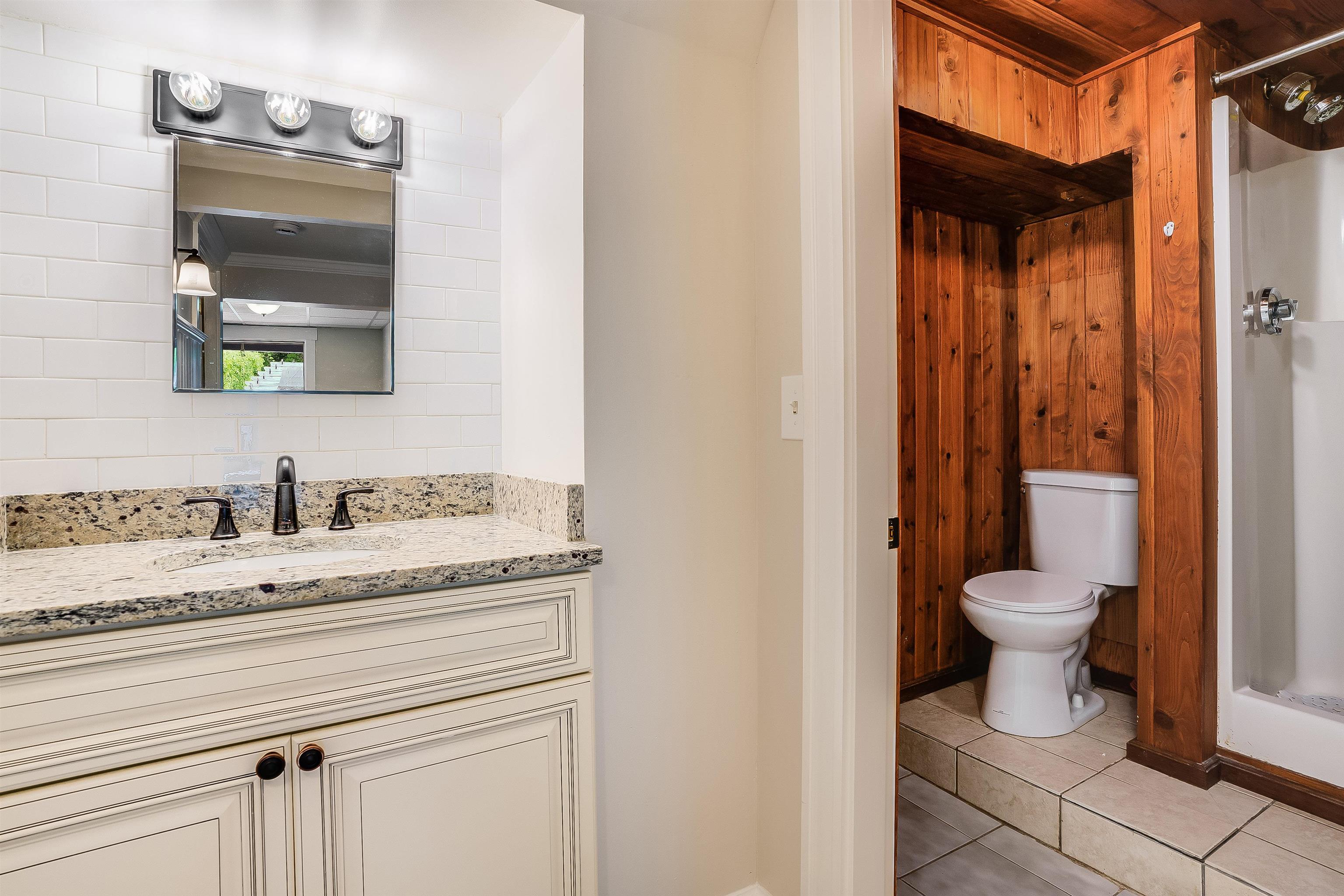 198 Main Street Sandown, NH 03873 - Photo 25 of 49