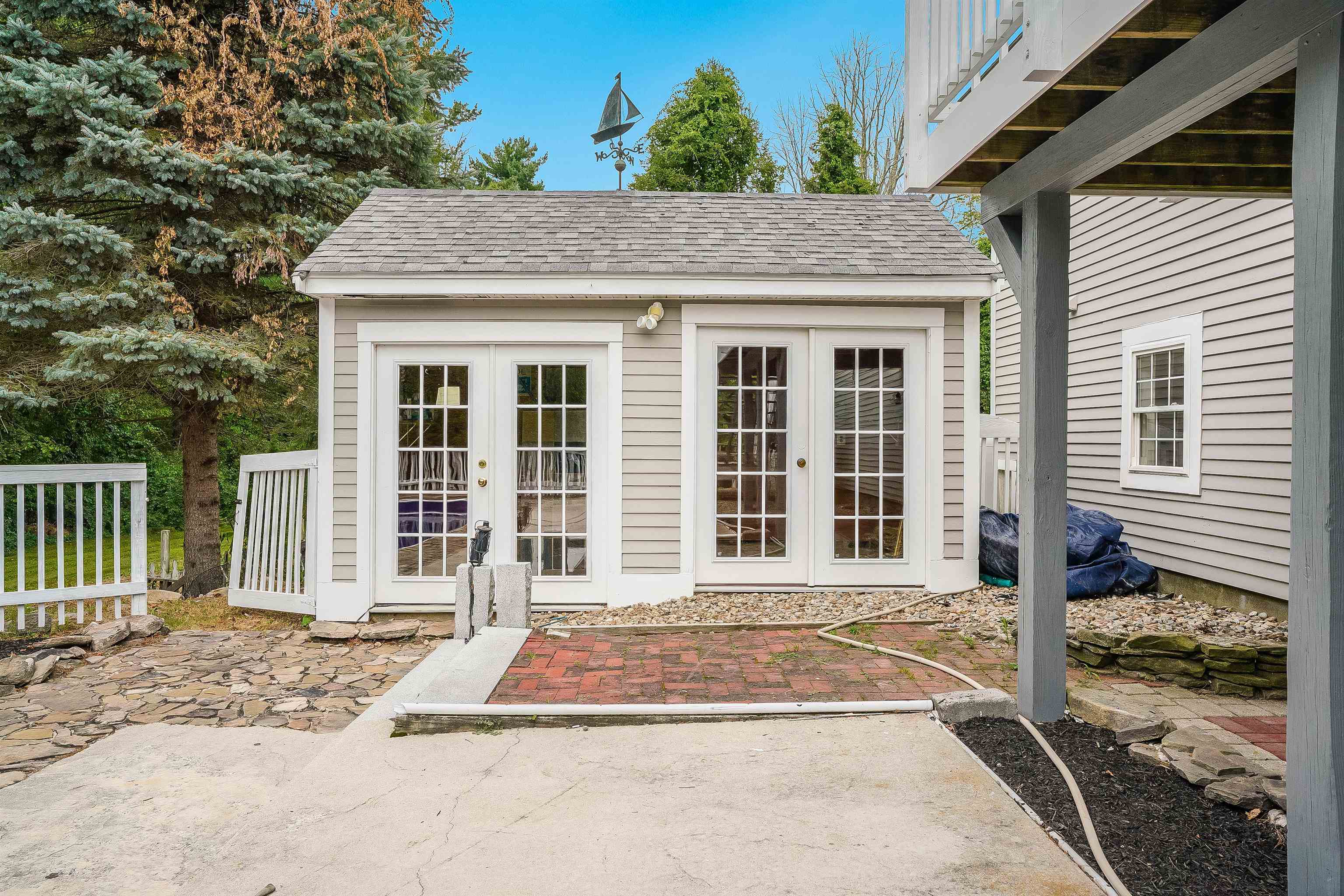 198 Main Street Sandown, NH 03873 - Photo 33 of 49