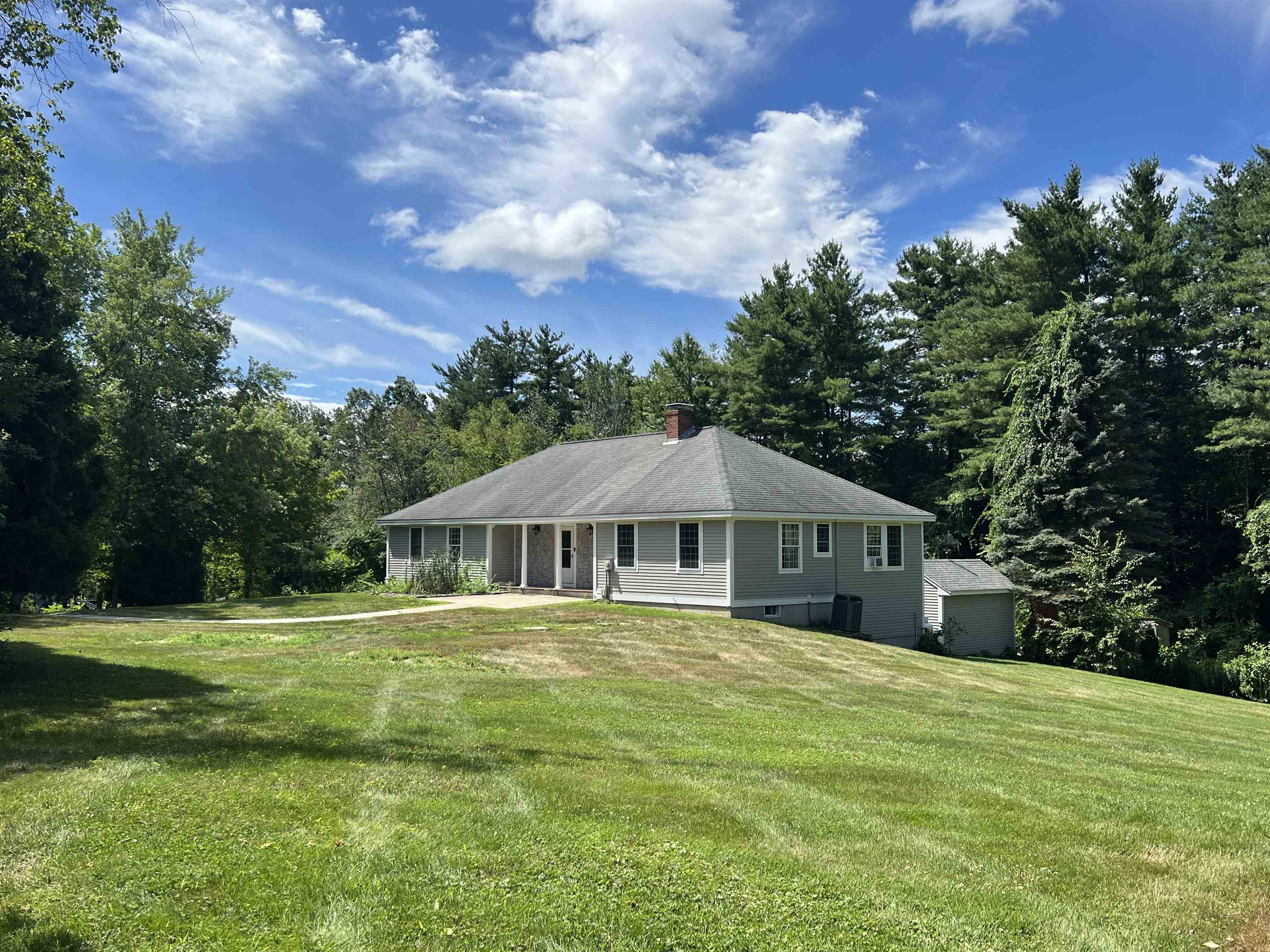 198 Main Street Sandown, NH 03873 - Photo 40 of 49