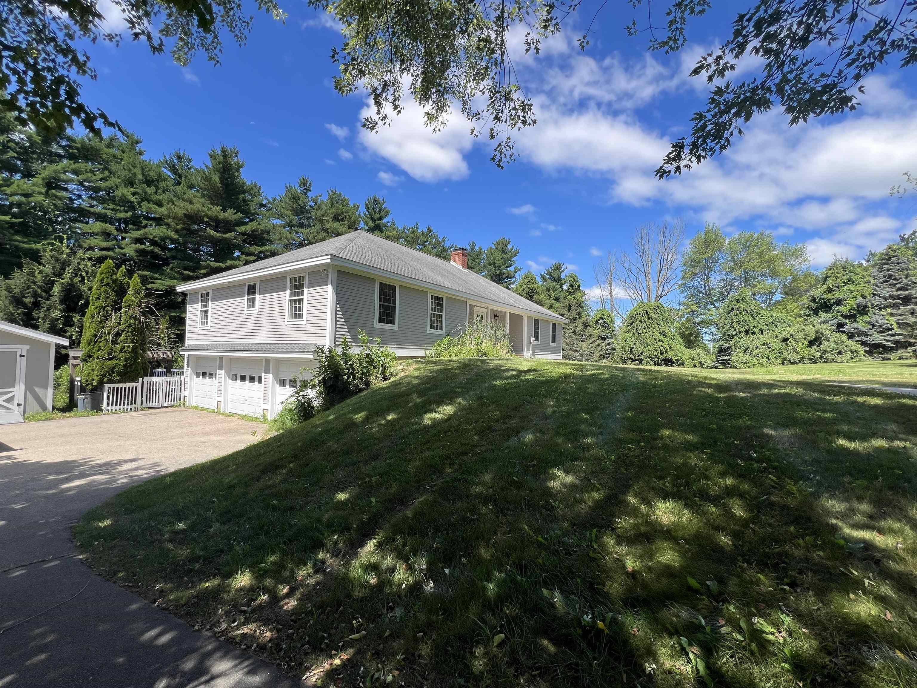 198 Main Street Sandown, NH 03873 - Photo 46 of 49