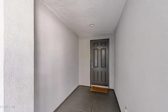 $849,000 | 10878 Bloomfield Street, Unit 107, Toluca Lake, CA 91602