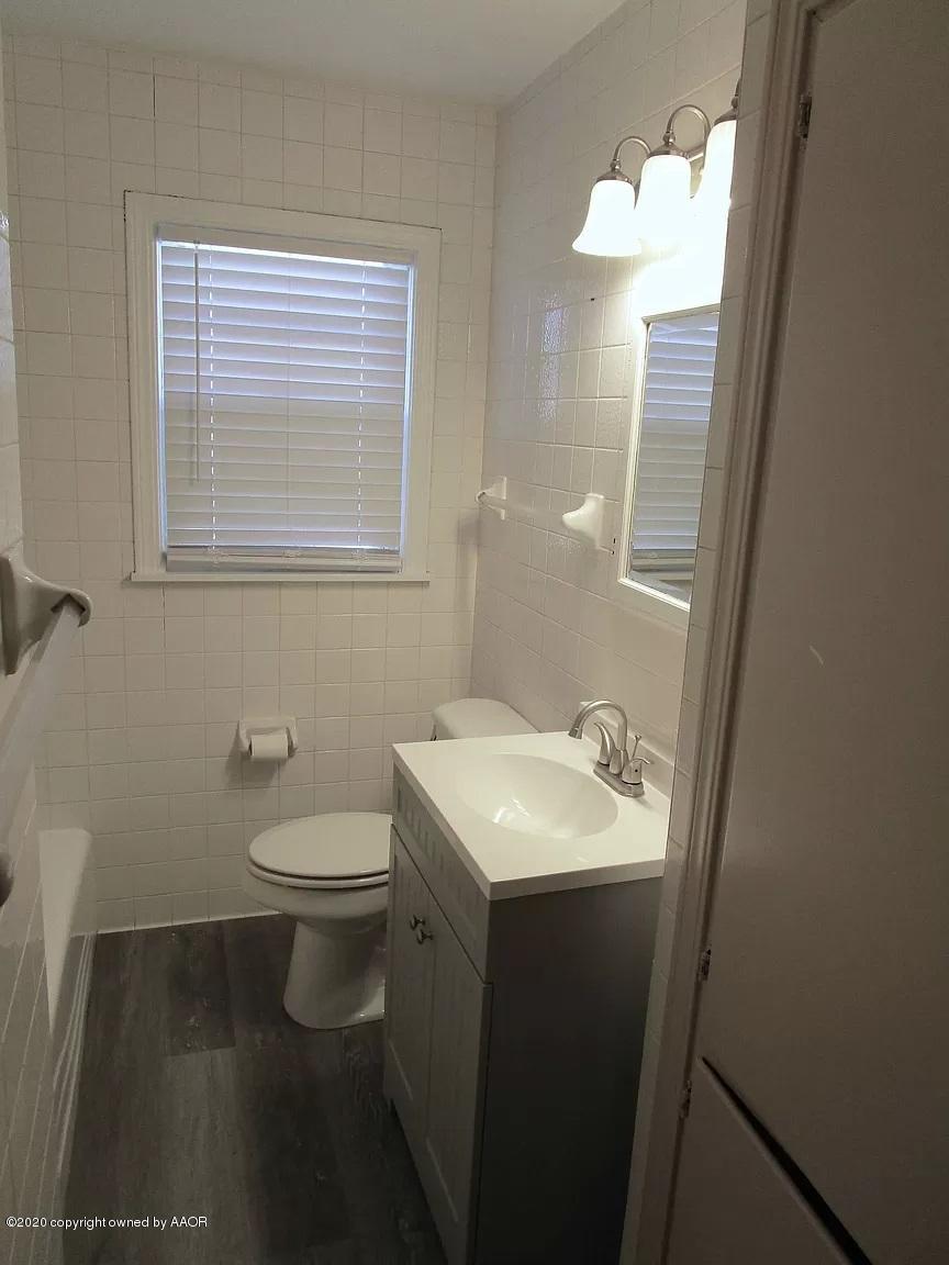 4012 Cline Road Amarillo, TX 79110 - Photo 8 of 12 bathroom
