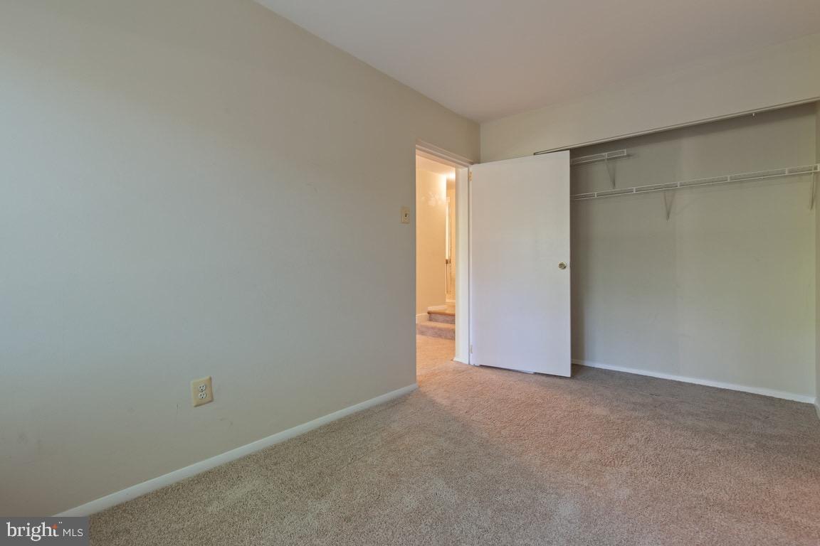 11200 Chestnut Grove Square, Unit 103 Reston, VA 20190 - Photo 9 of 33 Gallery Image 9