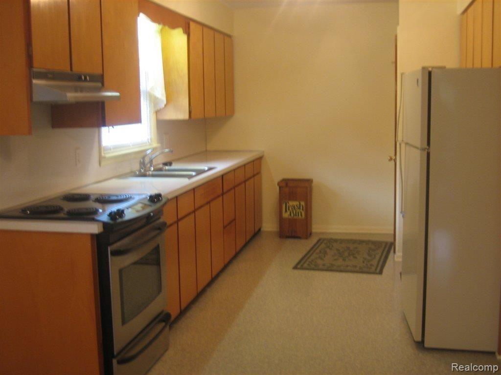 6180 Armstrong Road Imlay City, MI 48444 - Photo 7 of 19 6180 Armstrong 008.jpg