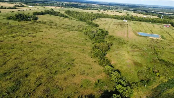 $340,000 | 36707 Spring Valley Road, Louisburg, KS 66053