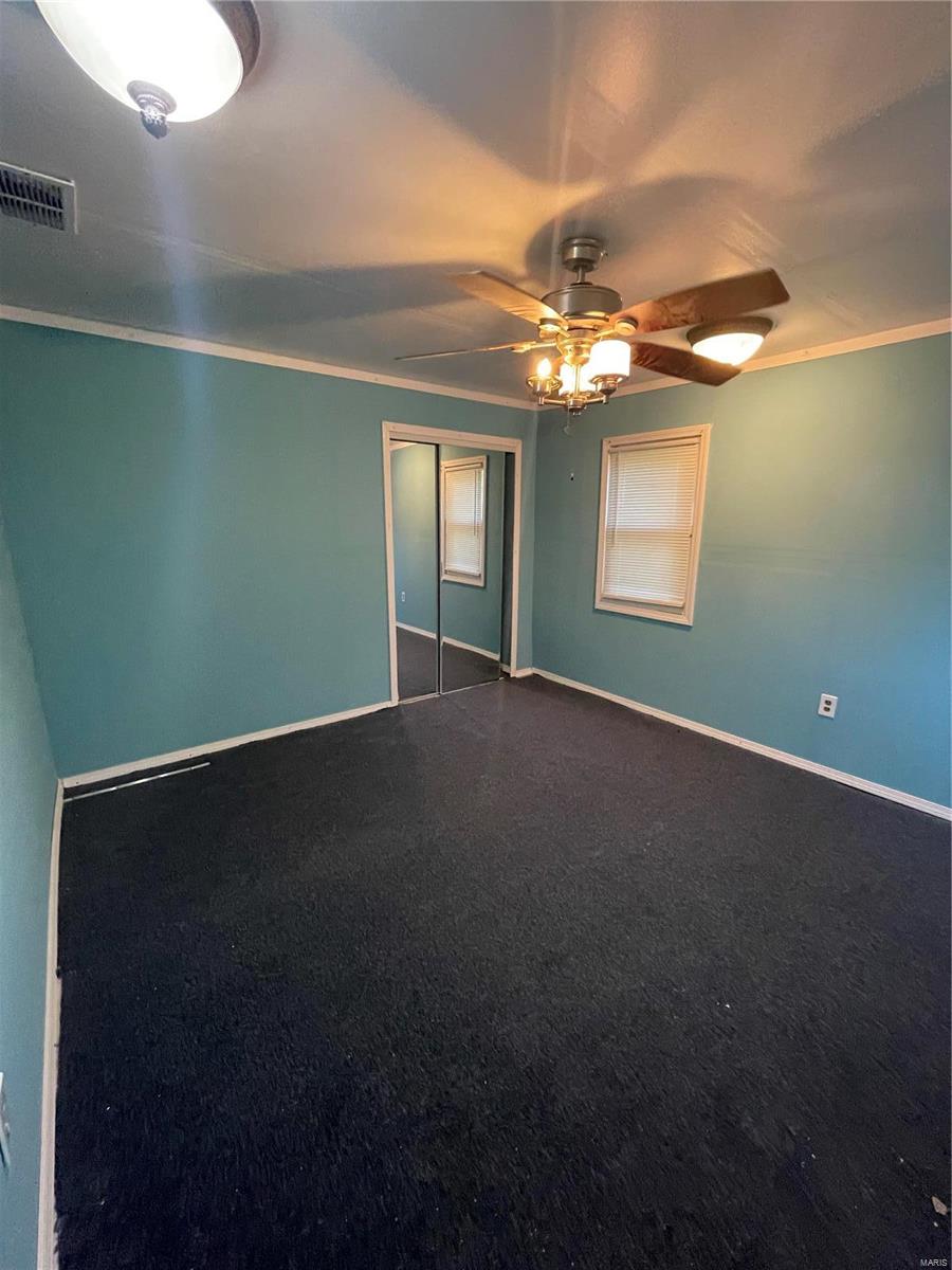 2257 Chambers Road St. Louis, MO 63136 - Photo 5 of 14 Gallery Image 5