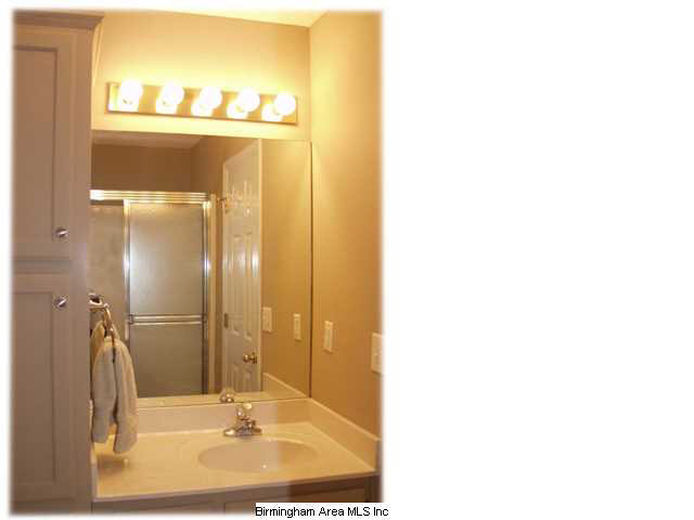 121 Cambridge Pointe Circle Alabaster, AL 35007 - Photo 13 of 22