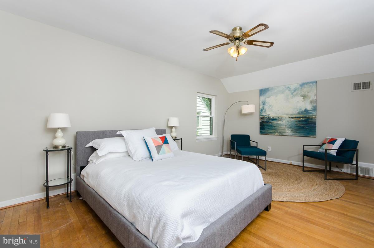 9306 Wire Avenue Silver Spring, MD 20901 - Photo 14 of 29 Huge Master Bedroom w/ sitting area