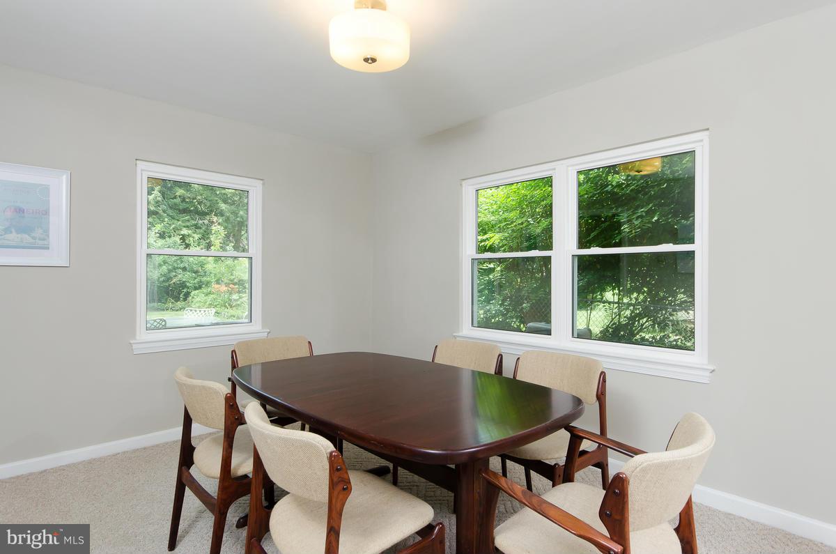 9306 Wire Avenue Silver Spring, MD 20901 - Photo 5 of 29 Dining Room w/ 2 exposures