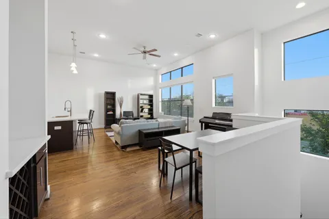 $349,000 | 118 North Hutcheson Street, Houston, TX 77003