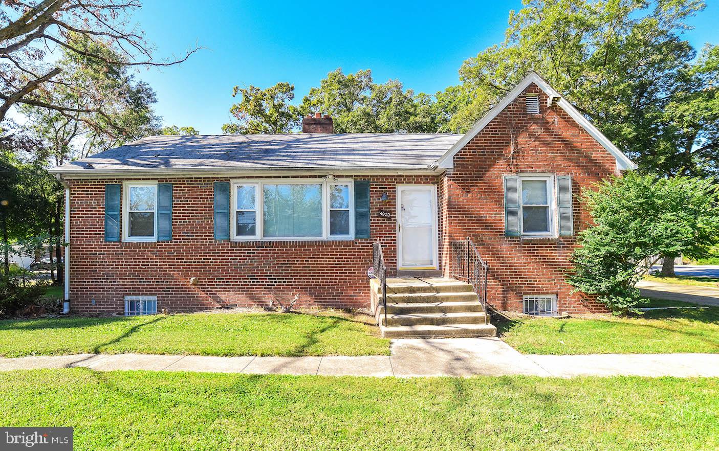 4919 Wheeler Road Oxon Hill, MD 20745 - Photo 3 of 55 Gallery Image 3