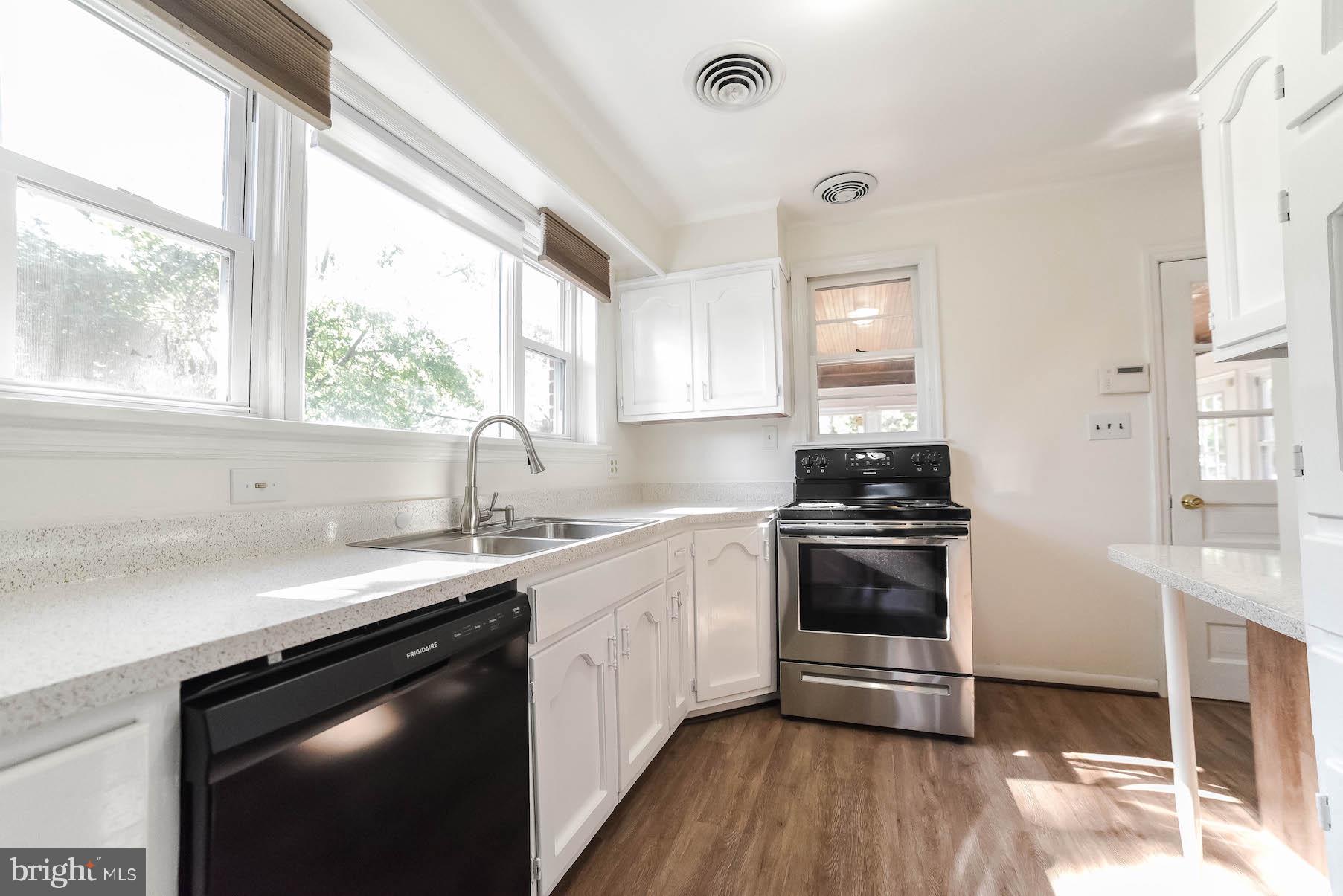 4919 Wheeler Road Oxon Hill, MD 20745 - Photo 8 of 55 Gallery Image 8