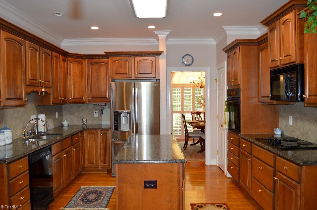 7069 Lanier Road Summerfield, NC 27358 - Photo 12 of 30 Kitchen
