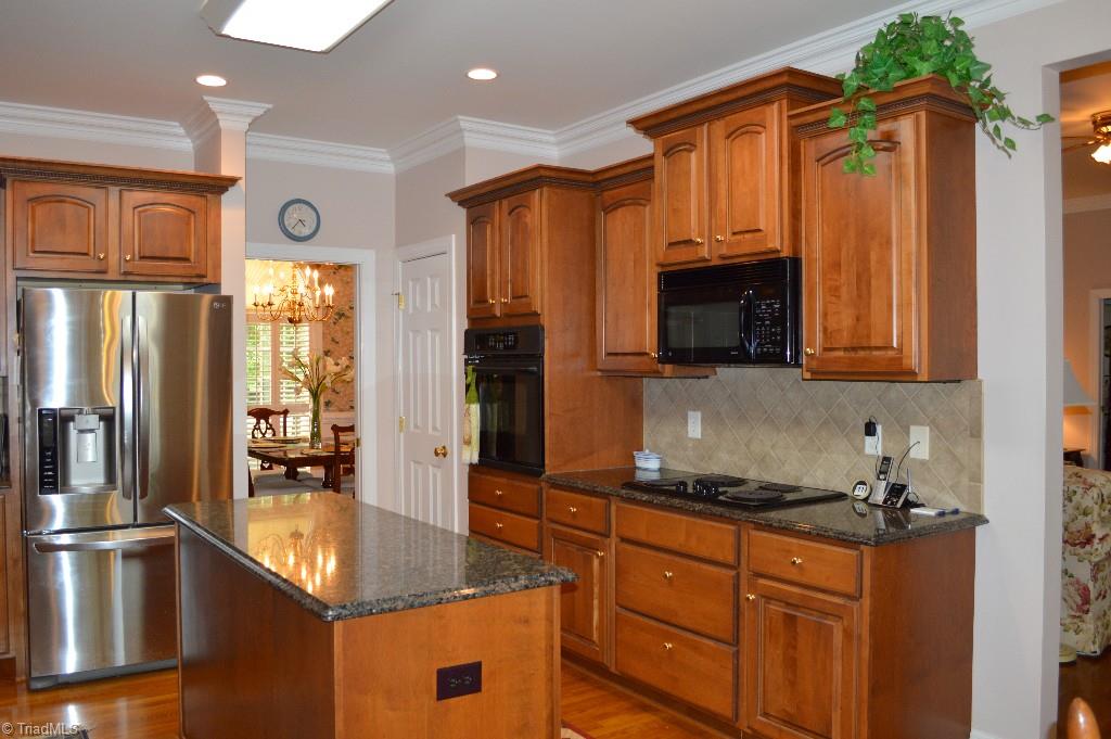 7069 Lanier Road Summerfield, NC 27358 - Photo 13 of 30 Kitchen