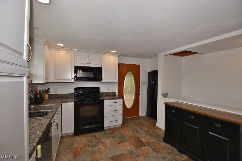 1121 Fiesta Road Southwest Dellroy, OH 44620 - Photo 12 of 38
