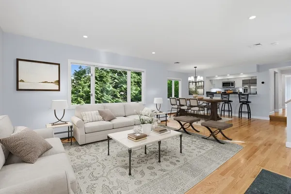 $1,550,000 | 213 Hunnewell Street, Needham, MA 02494