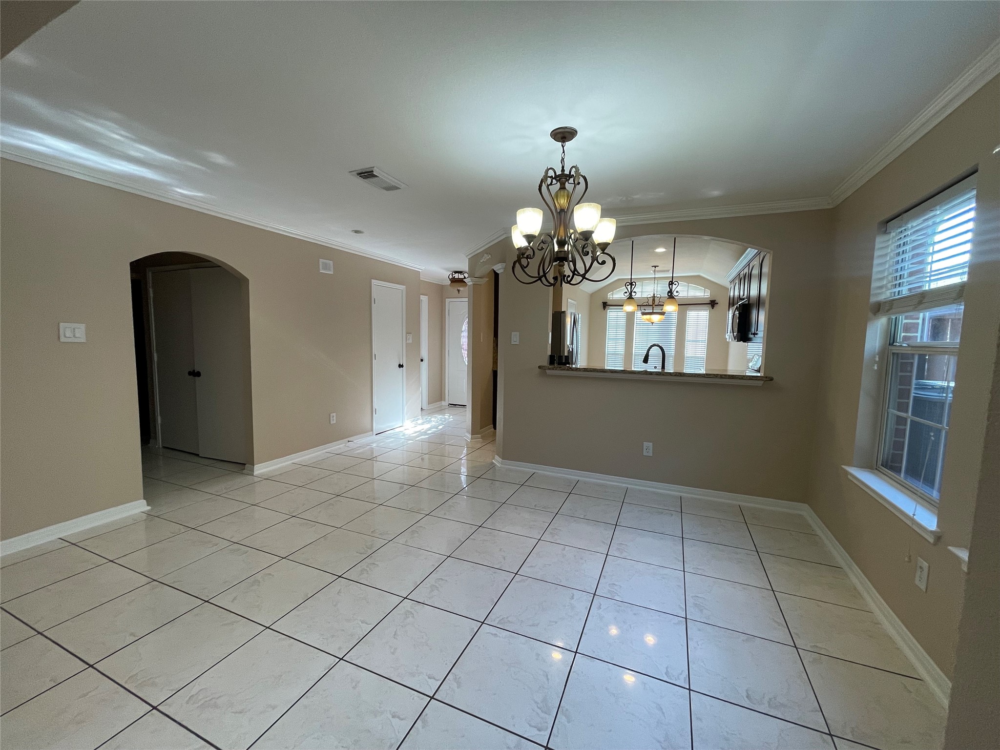 9715 Raul Hector Drive Houston, TX 77075 - Photo 11 of 23 Gallery Image 11